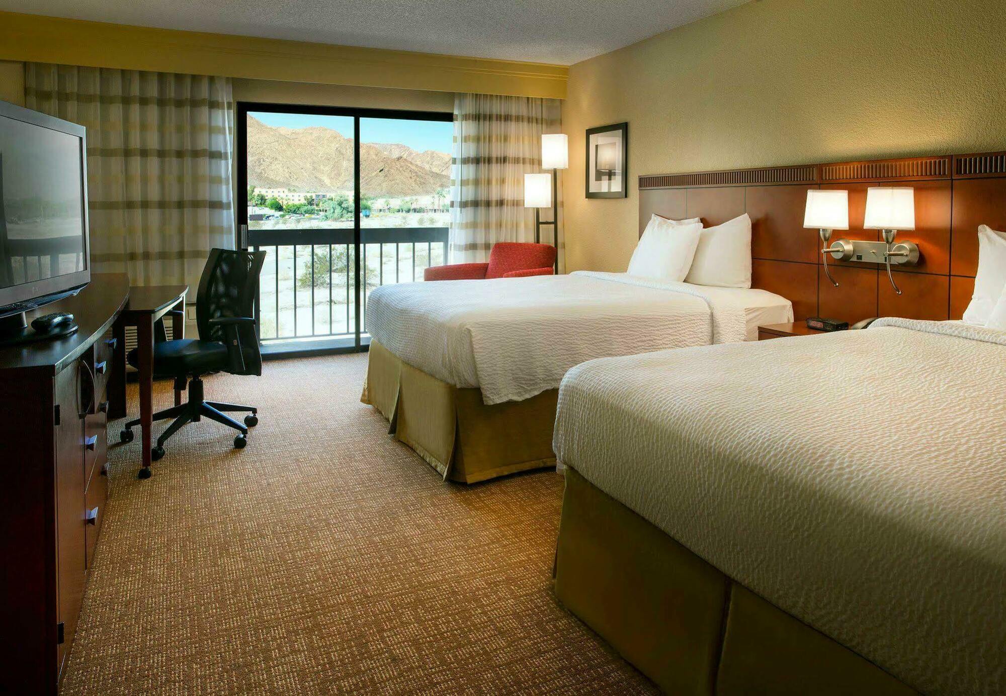 Courtyard By Marriott Palm Springs Hotel Exterior photo